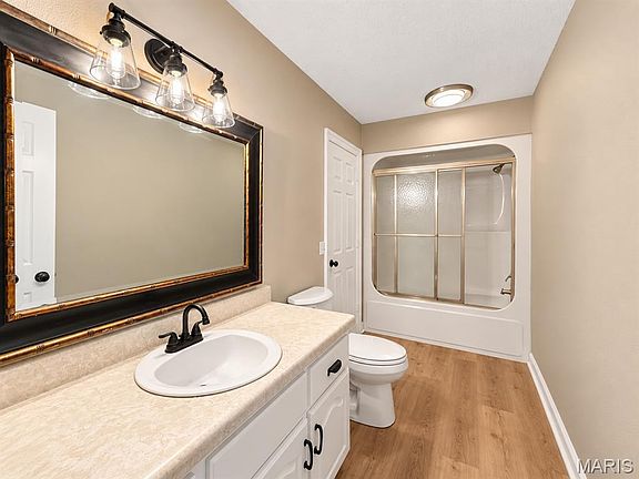 5th image of 2636 Woodstone Dr