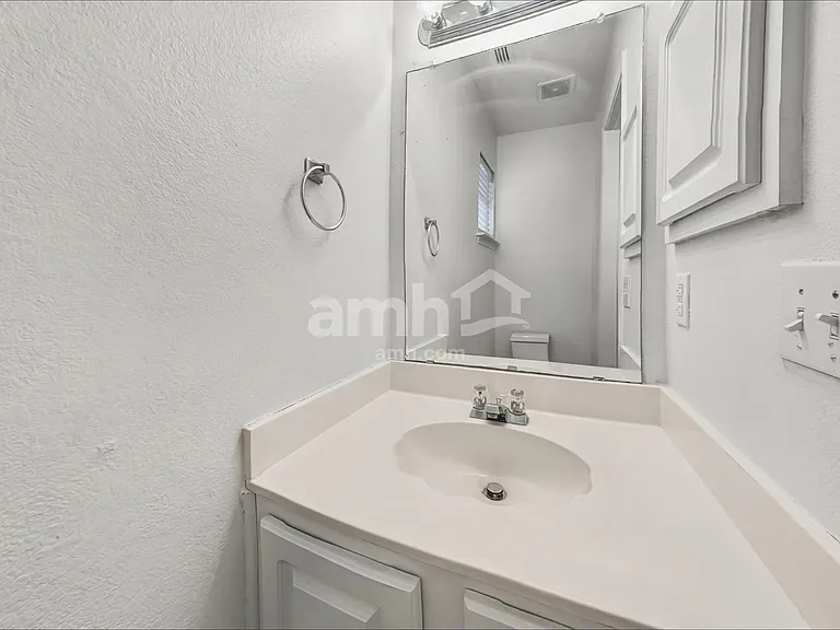 1135 Trinity Trl — Photo 10