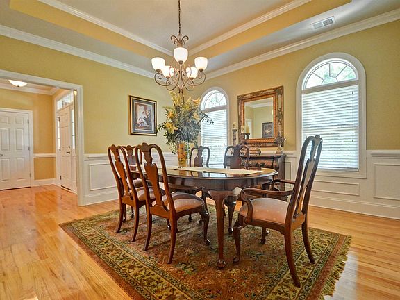 4th image of 209 Winding Oak Way