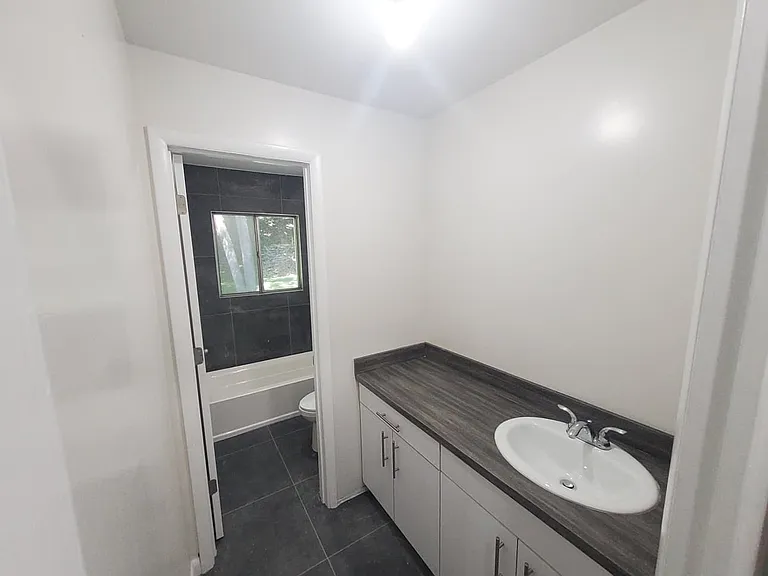 17 Hickory St — Photo 10