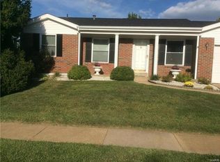 4056 Del Lago Dr, Florissant, MO