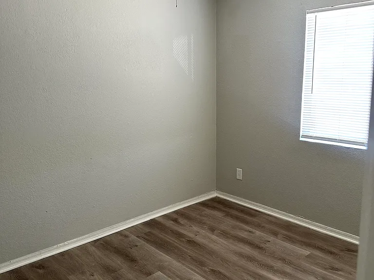 1448 S 13th Ave #2 — Photo 7