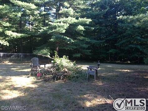 4th image of 4639 S Cypress Ave