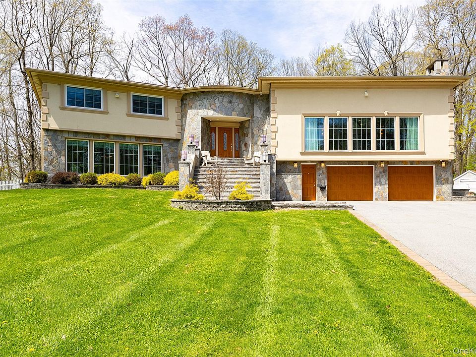 1st image of 10 Quail Ridge Road