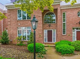 803 Sheriffs Ct, Mcmurray, PA 15317