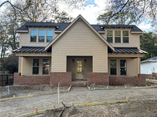 318 Pinecrest Dr, Fayetteville, NC 28305