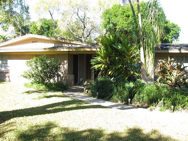 1st image of 255 Calle Jacaranda