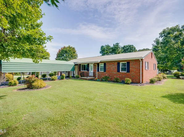 100 Fairway Dr, Gray, TN 37615