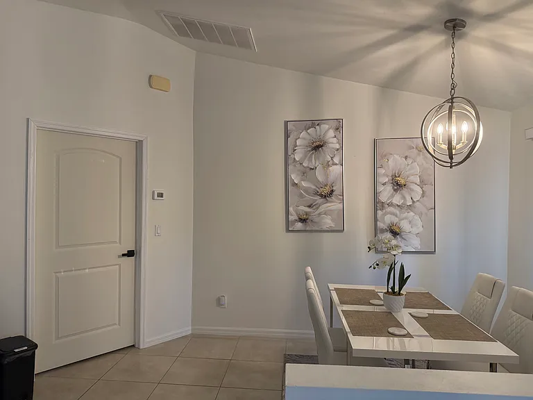 3002 SW 1st Ave — Photo 21