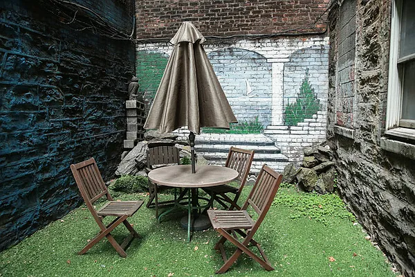 Rented by Bond New York | media 28