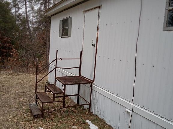3rd image of 9950 Woodie Dr