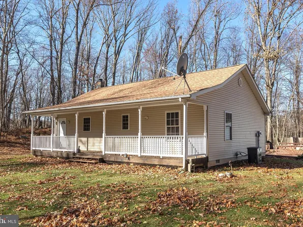 1060 Buffalo Ridge Rd, Augusta, WV 26704