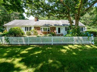 41 Overlook Dr, Barnstable, MA 02630