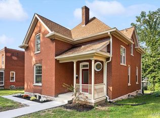 205 Voss Pl, Belleville, IL 62220