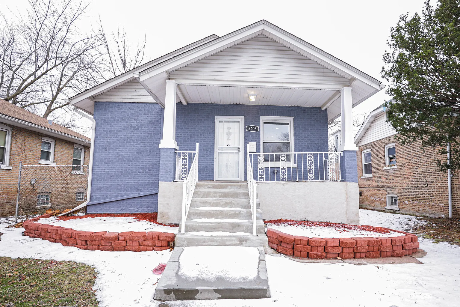 8405 S Vernon Ave photo 1