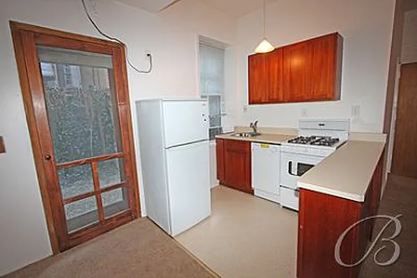 Rented by Bellmarc Realty | media 1