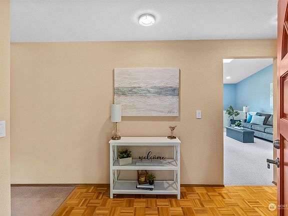5th image of 2505 28th Avenue SE