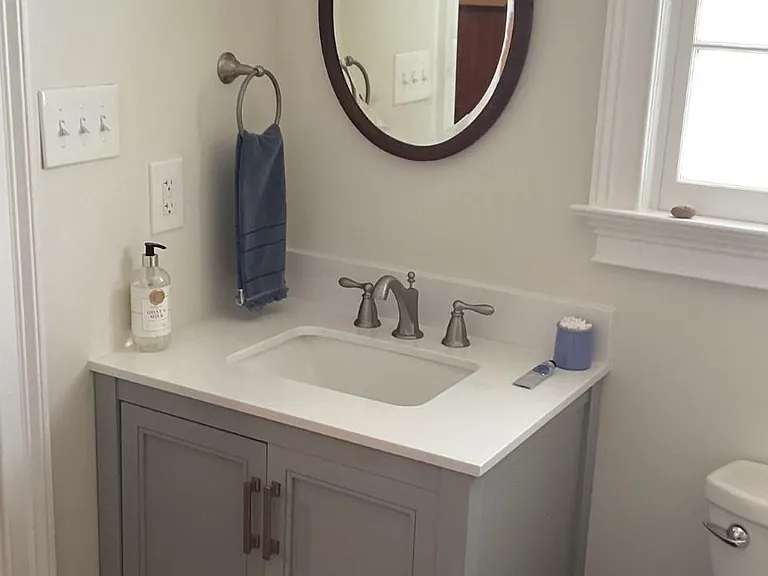 North bedroom bath, with new walk-in shower