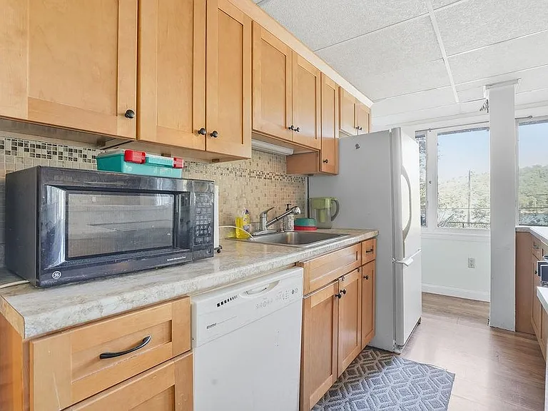 241 Mount Major Hwy — Photo 16