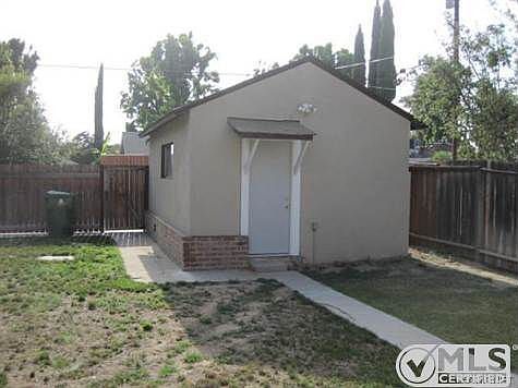 4th image of 7447 Louise Ave