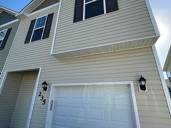 2nd image of 235 Shallowbag Bay Ln