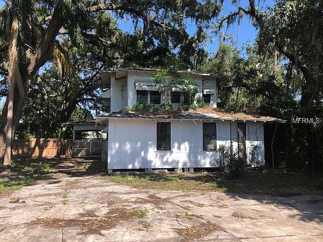 2nd image of 933 Hollingsworth Rd