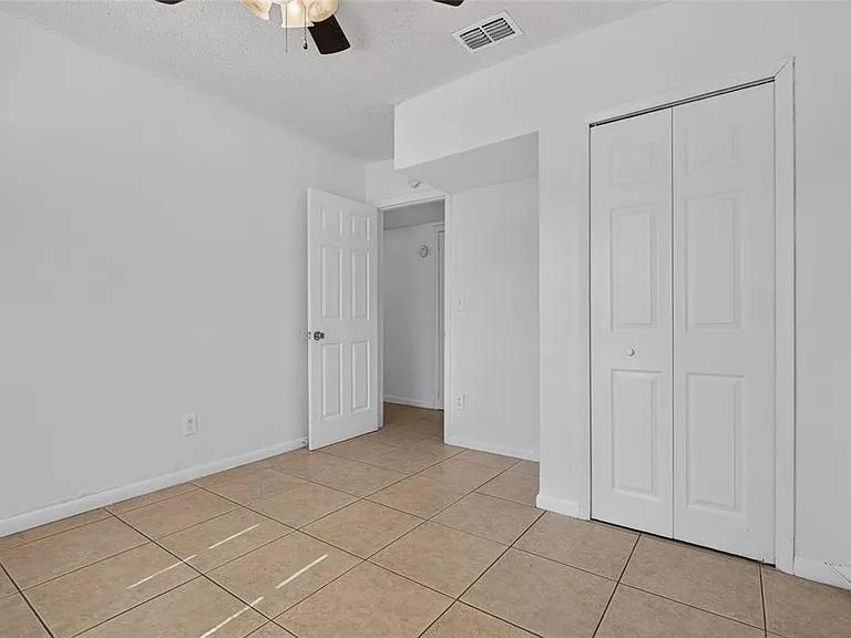6411 Santa Monica Dr — Photo 23