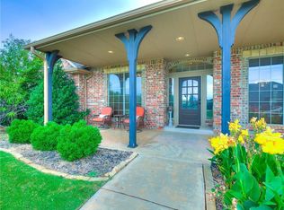 1955 Crossfield Dr, Edmond, OK 73025