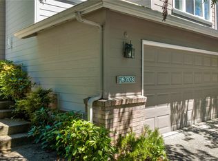16703 Cobblestone Dr, Lynnwood, WA