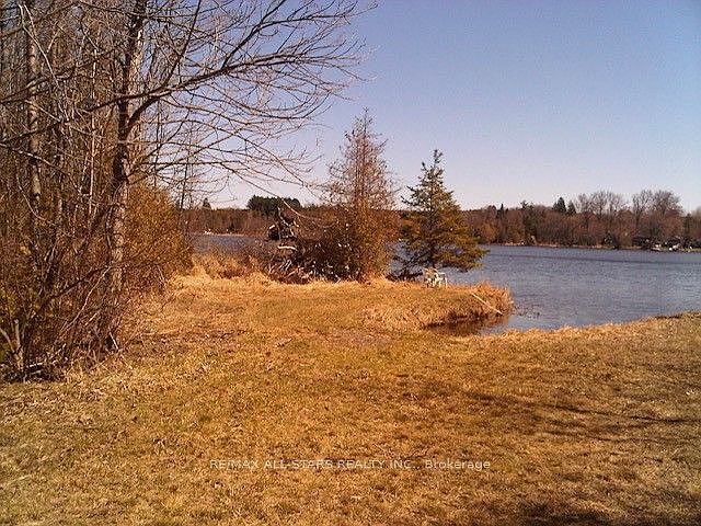 1st image of 789 Foster Dr