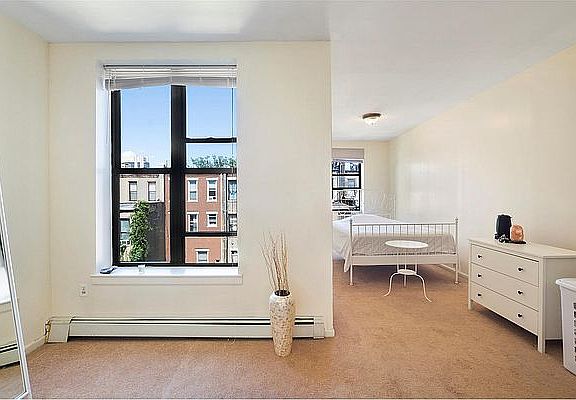 3rd image of 83 W 119th St APT 3