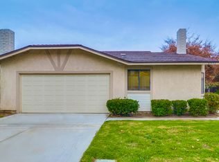 8945 Paddington Dr, Riverside, CA 92503