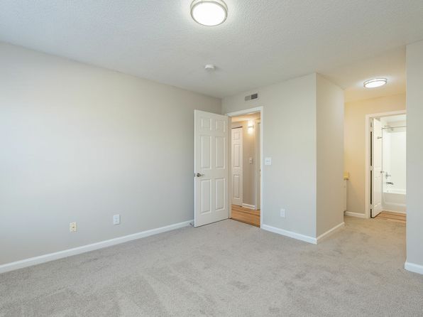650 N Wilcox Dr #700-04