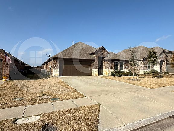 2nd image of 155 Coyote Trl