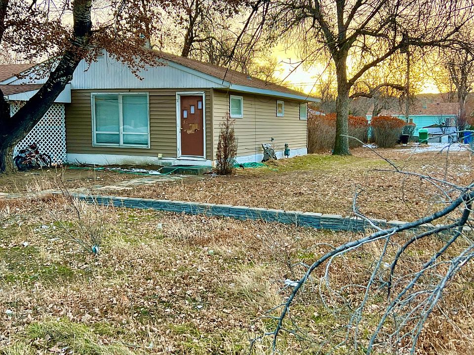 1st image of 1001 Chouteau St