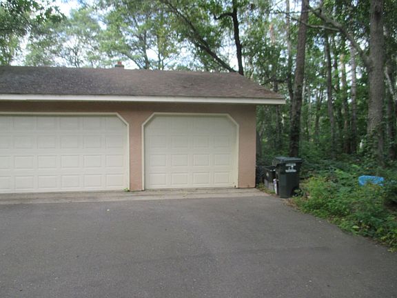 2nd image of 16338 Birchwood Ln