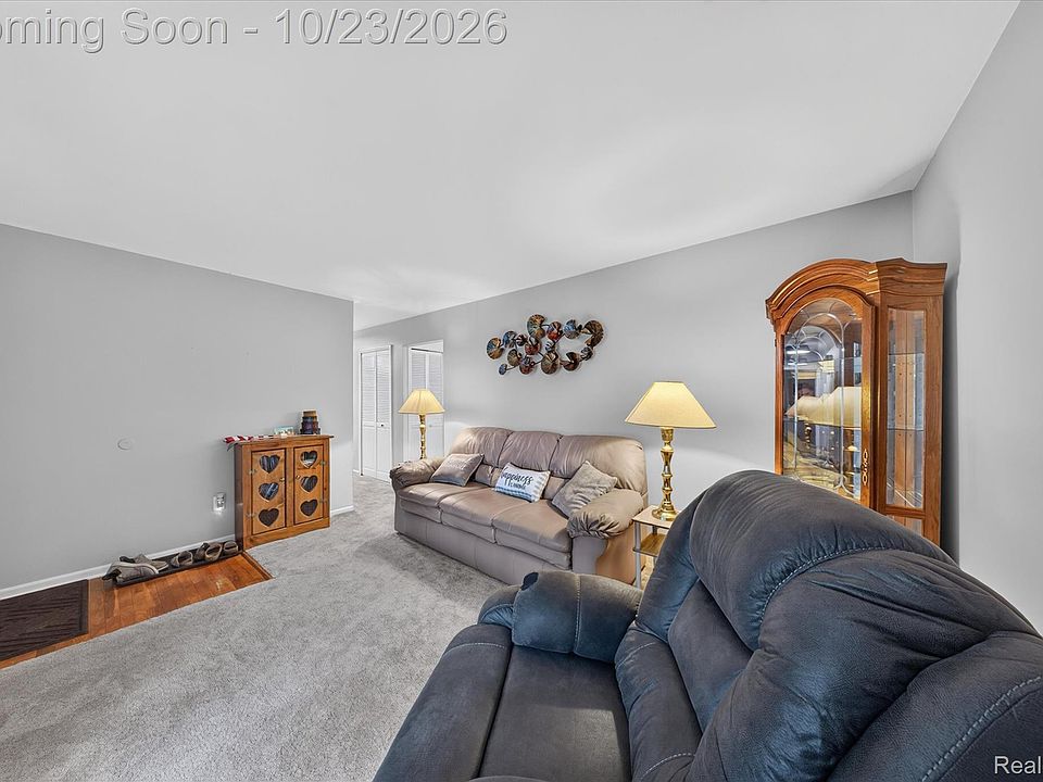 30328 Fairfax St, photo 6