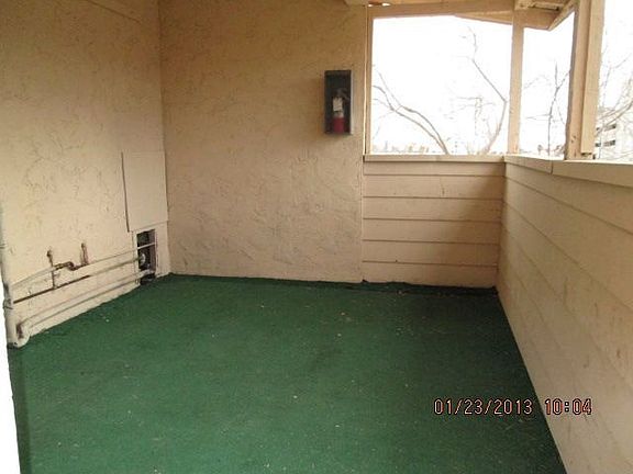 2nd image of 240 W Cincinnati Ave APT C