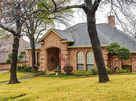 2nd image of 4909 Rockford Ct