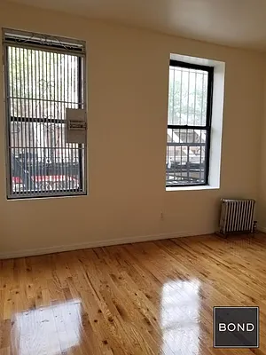 Rented by Bond New York | media 11