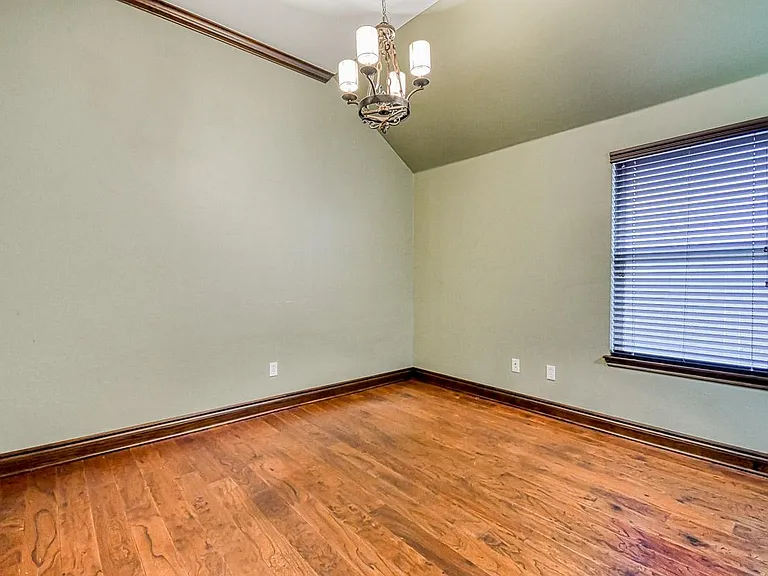 19208 Greenery Ln — Photo 21