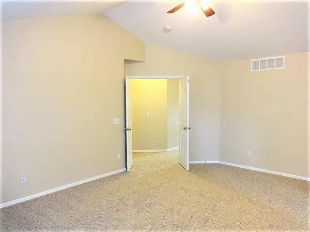 3835 Aspen Hollow Ct — Photo 15