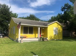 1916 N Logan St, Texas City, TX 77590