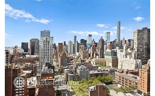 Rented by Douglas Elliman | media 25