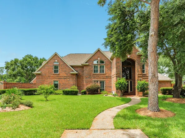 14618 Sandy Creek Dr, Houston, TX 77070