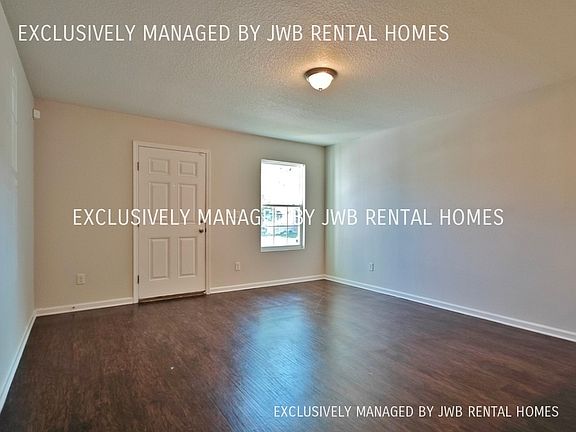 3rd image of 8427 McGirts Village Ln