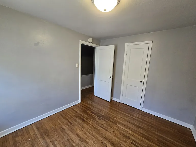 227 Madison St — Photo 15