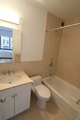 Rented by Newell and Assoc. | media 5