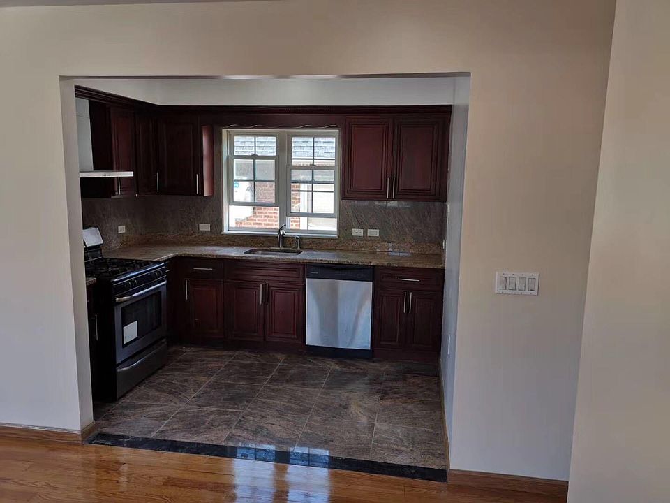 1st image of 14201 Booth Memorial Ave #2