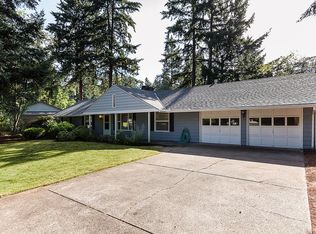 18852 SW Longfellow Ave, Lake Oswego, OR 97035